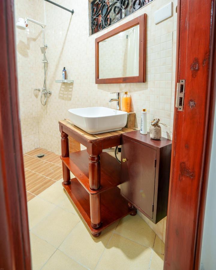 Sprunger Avenue - Tulia Homes โมชิ ภายนอก รูปภาพ